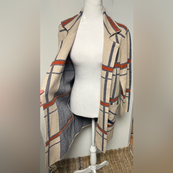 Oliver O Women's Tan Navy & Orange 
Open Front Jacket With Pockets 
Size Small - Picture 4 of 6